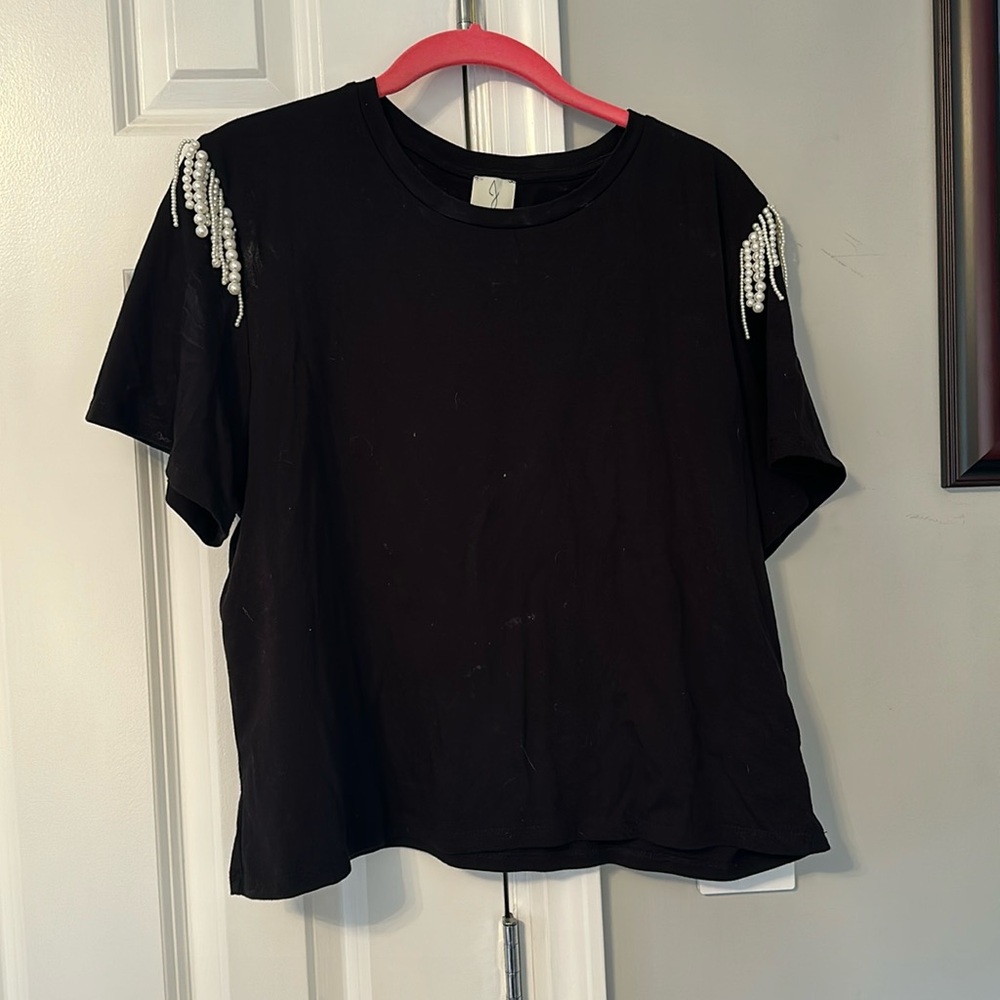 Black shirt with pearls